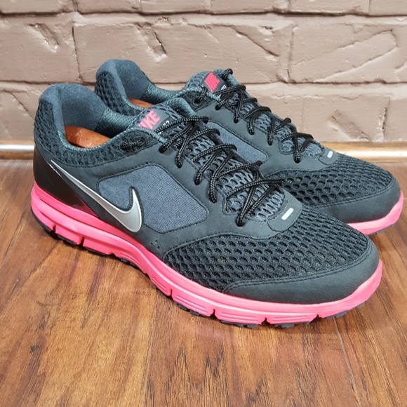 Nike Shoes - Like new Nike Lunarfly, size 11.